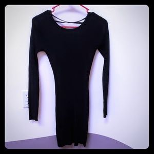 Black -back crossed dress